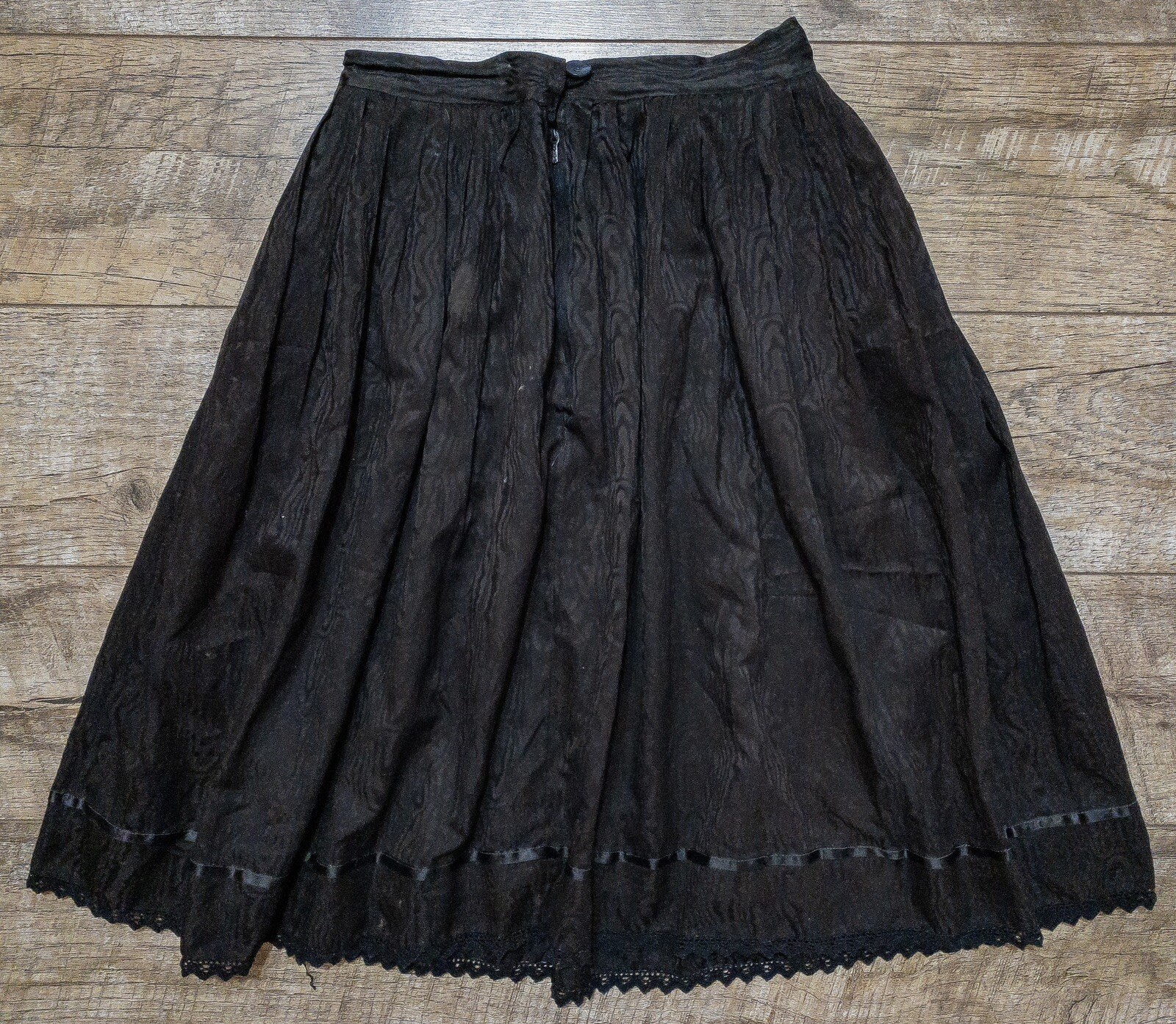 Vintage Pleated Black Skirt Womens 1930s 1940s 1950s Antique Era Zipper Button