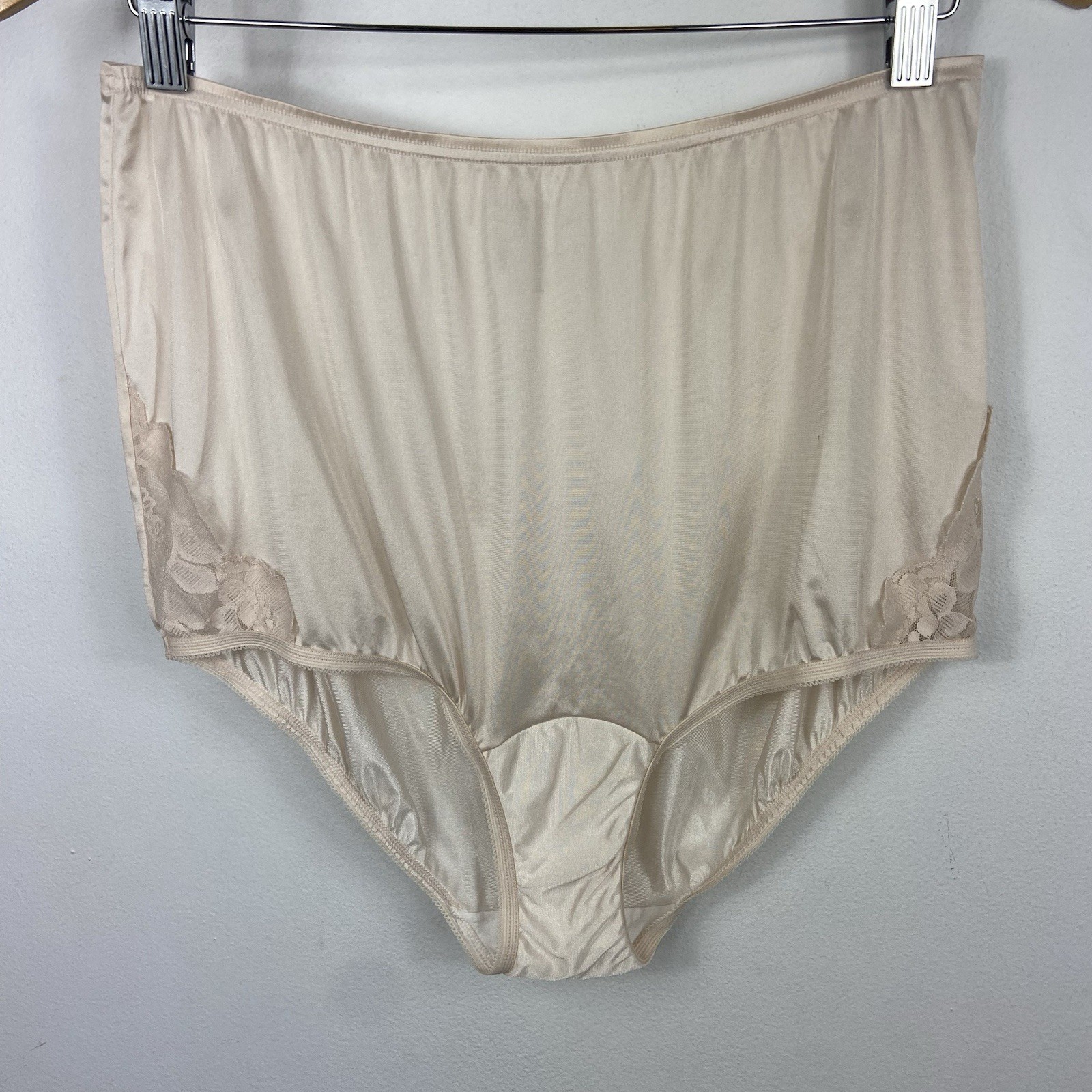 2 Pairs Vintage Vanity Fair 8 / 2XL Silky Panties Lace Nylon Semi Sheer 13-001