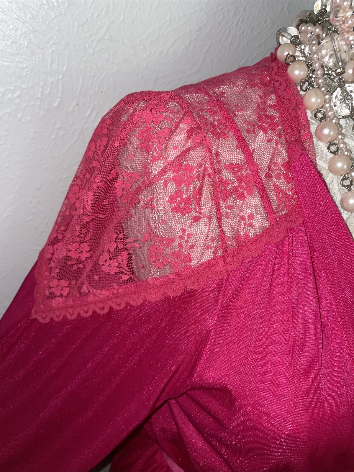 PARAMOUNT Nylon Peignoir Robe & Nightgown Set Gown Pink Lace Woman’s Vintage