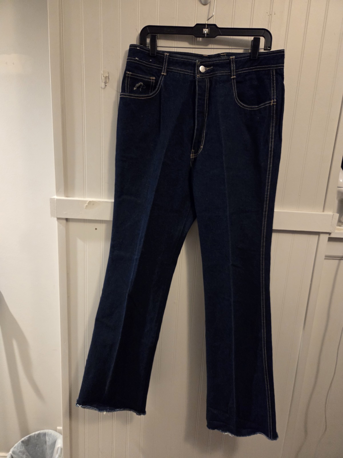 1980s Vintage Jordache Straight Leg Dark Wash Jeans 34X32