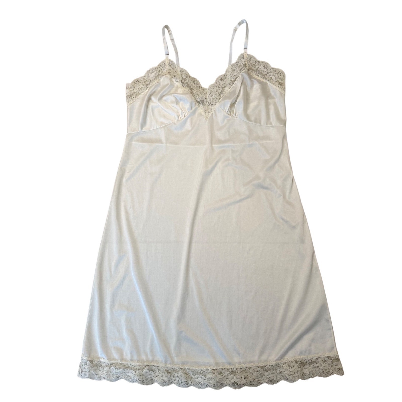 Vintage Wondermaid Ivory Lace Trim Full Slip Antron III Nylon Size 40B USA Made