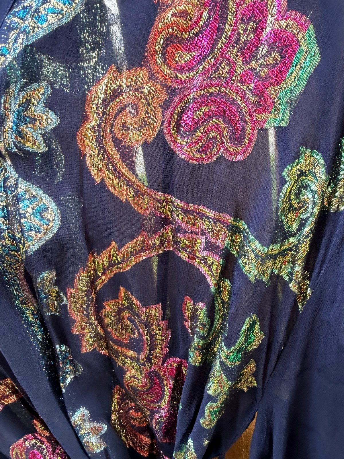 Victoria’s Secret Robe Sheer Colorful Metallic Glamorous Elegant Stunning Vtg!