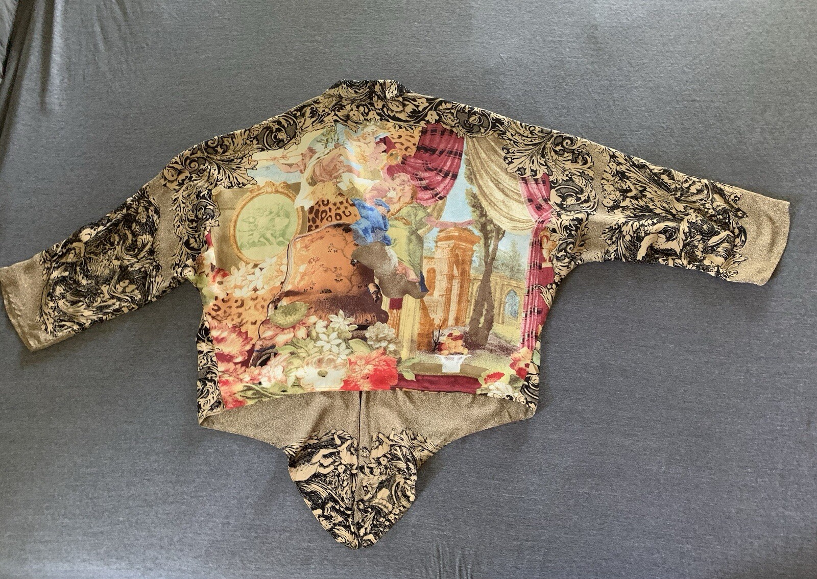 Vintage 80s Victorian Rococo Print Top Cherubs Cathedral Filigree Gothic Boho M