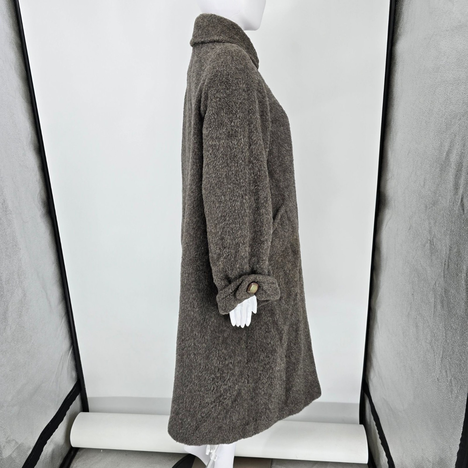 Vintage 1960s Unbranded Women’s Gray Shawl Collar Swing/Cocoon Coat (XL)