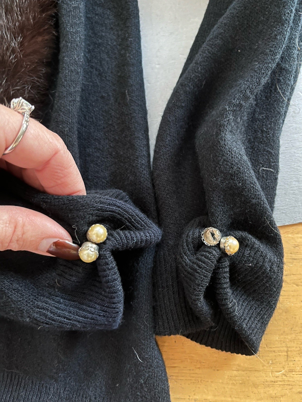 LOT x 2 Women’s 1950s Vintage Cardigan Sweater Real Fox Fur Shawl Collars-Sz M