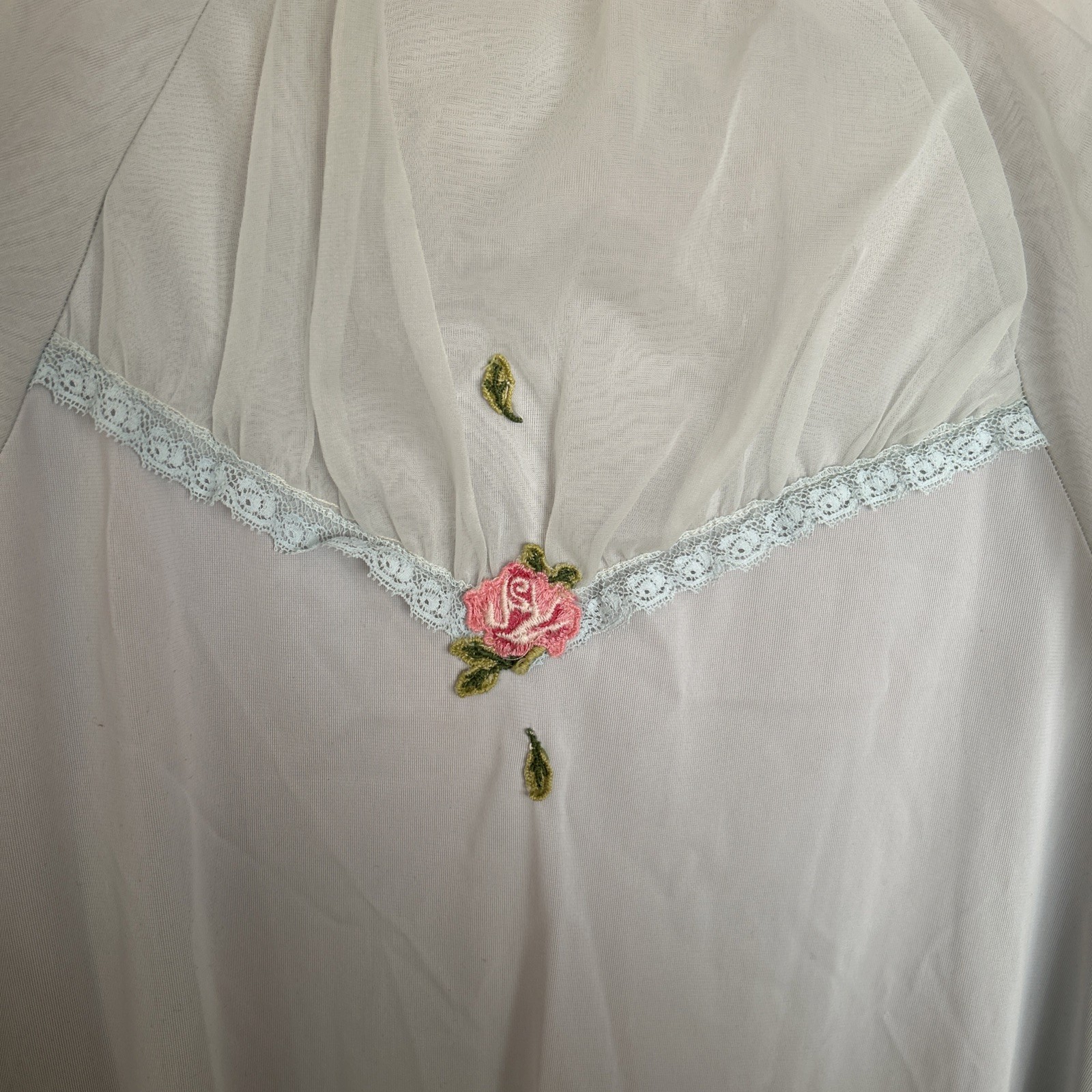 Vintage Laros Size Large Women’s Nightgown Slip Romantic Robe Blue Nylon Lace