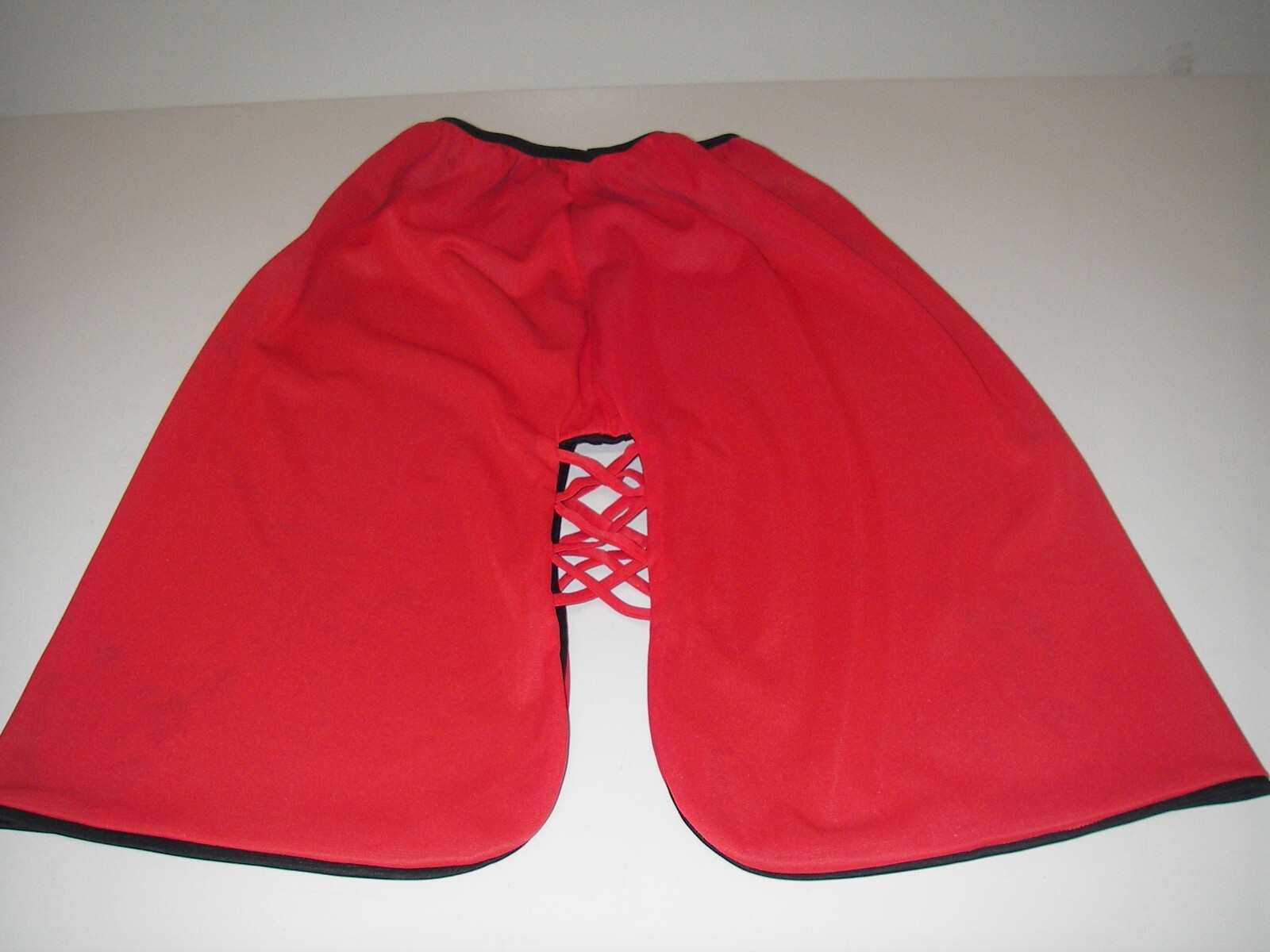 Vintage Lingerie Half SLIP Eye-Ful by Flaums ILGWU Union Black/red Reversible