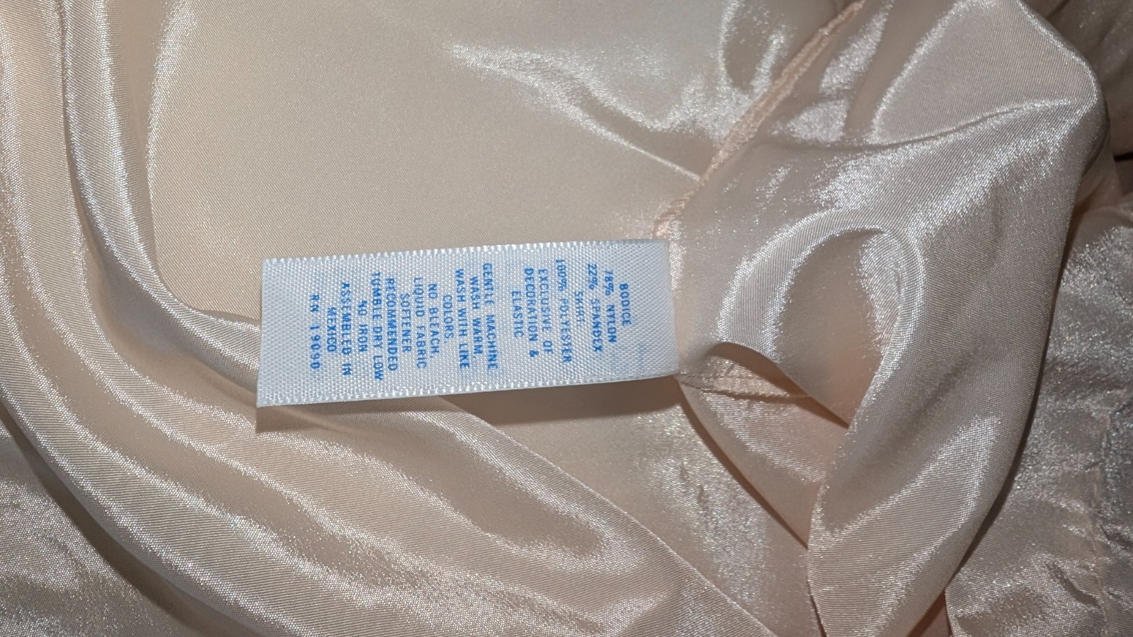 Vintage Olga Slip Dress size 36 Romantic pink peach 1980s ballerina core