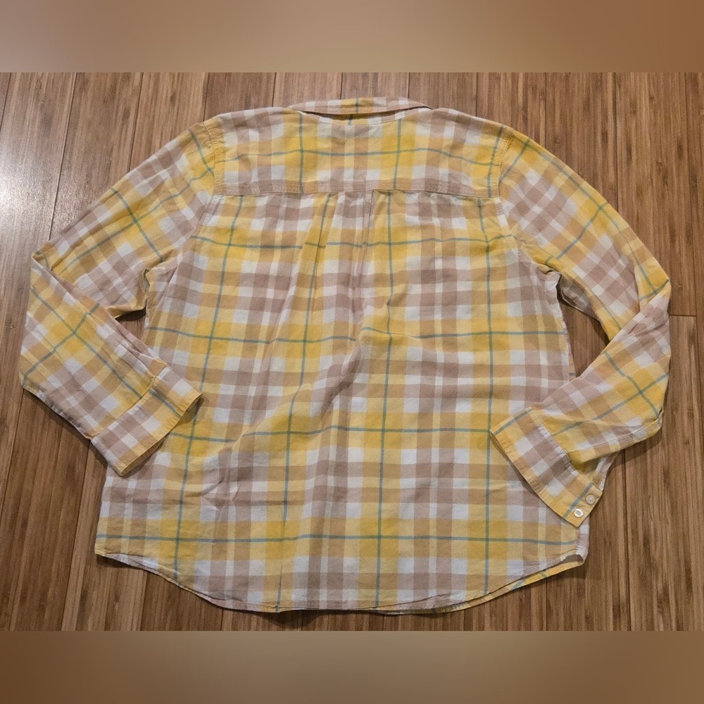 St Johns Bay Yellow & Tan Plaid Button-Up Shirt