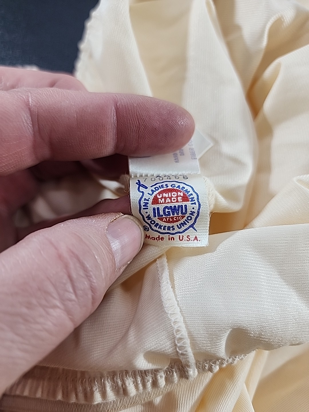 Vintage Wonder Maid Non Cling Half Slip, 39″ Long Size SM Lace Trim Beautiful