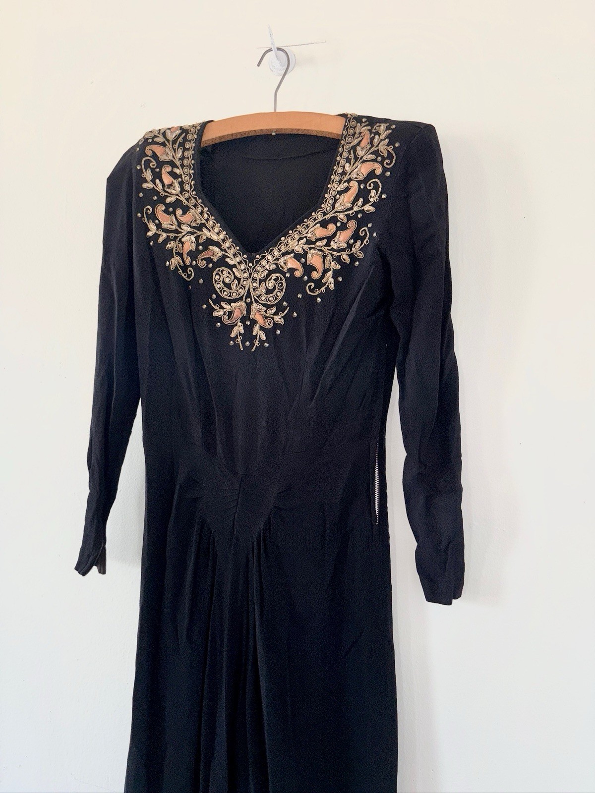 Vintage 40s Glamorous Slinky Crepe Evening Gown With Gold Bullion Embellishments