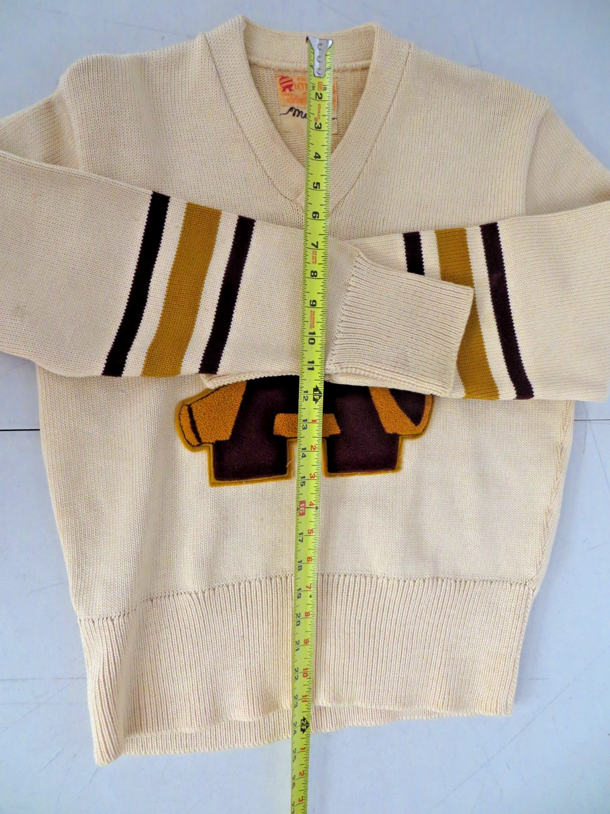 Antique Beige Maroon Gold WHITING COMPANY Lettermans Cheer Sweater Vest „Miller”