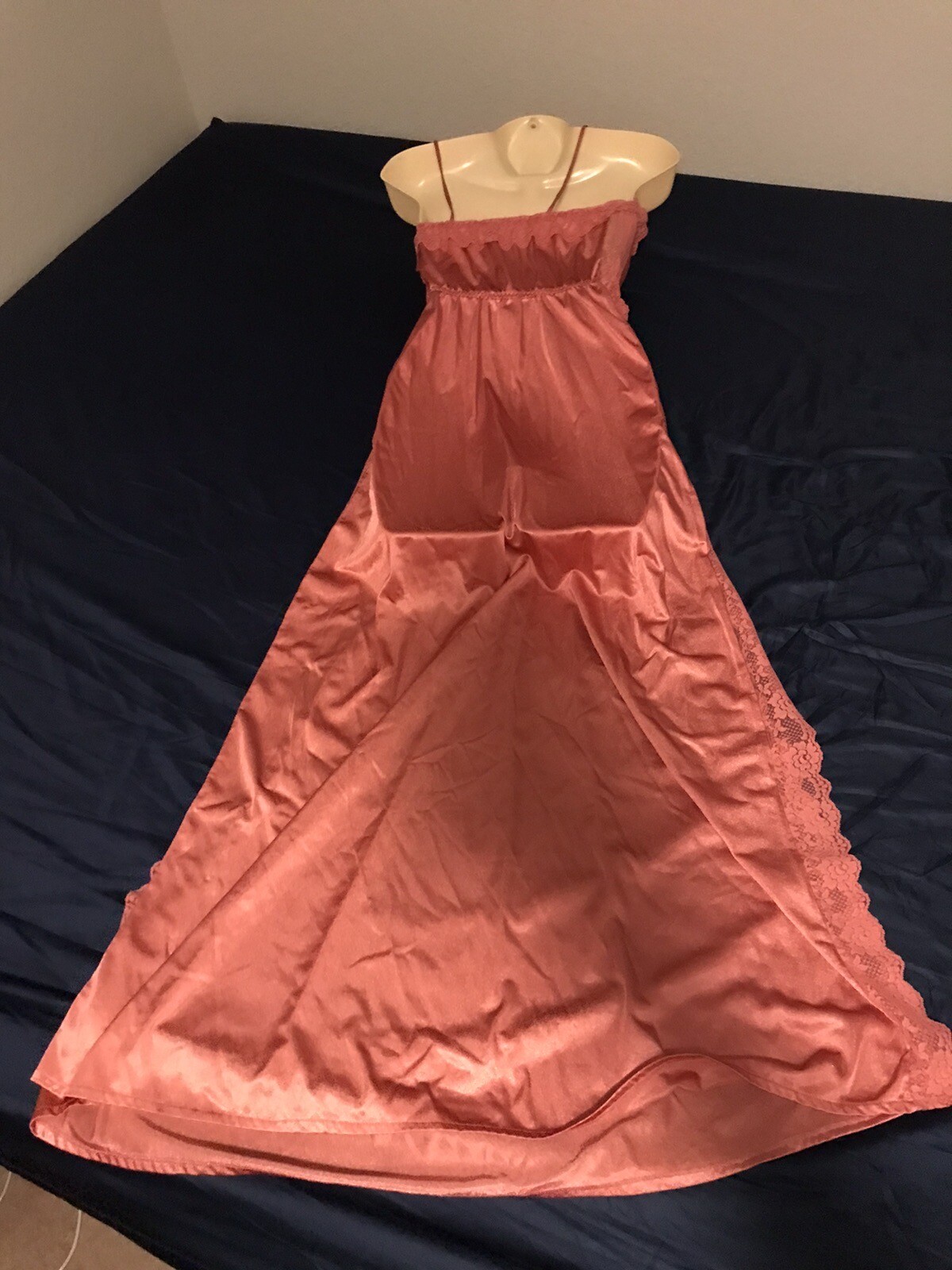 Vtg M Tall Lady Cameo Salmon Soft Nylon Nightgown Negligee Gown Lace