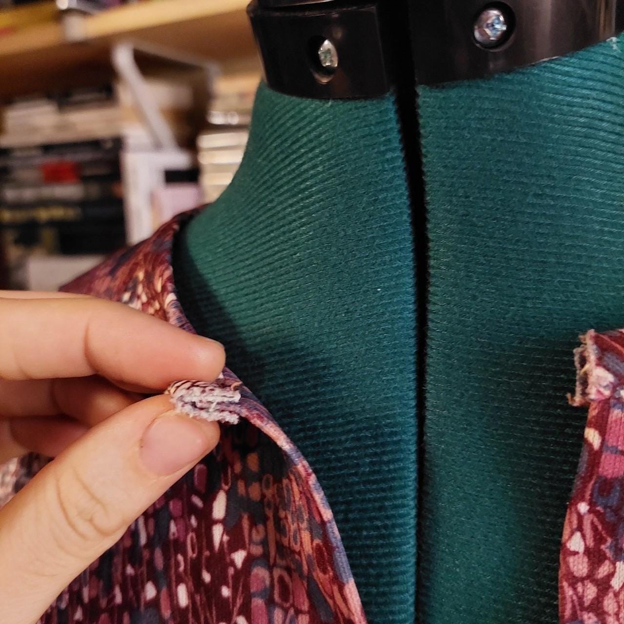 Vintage purple patterned long sleeve top.