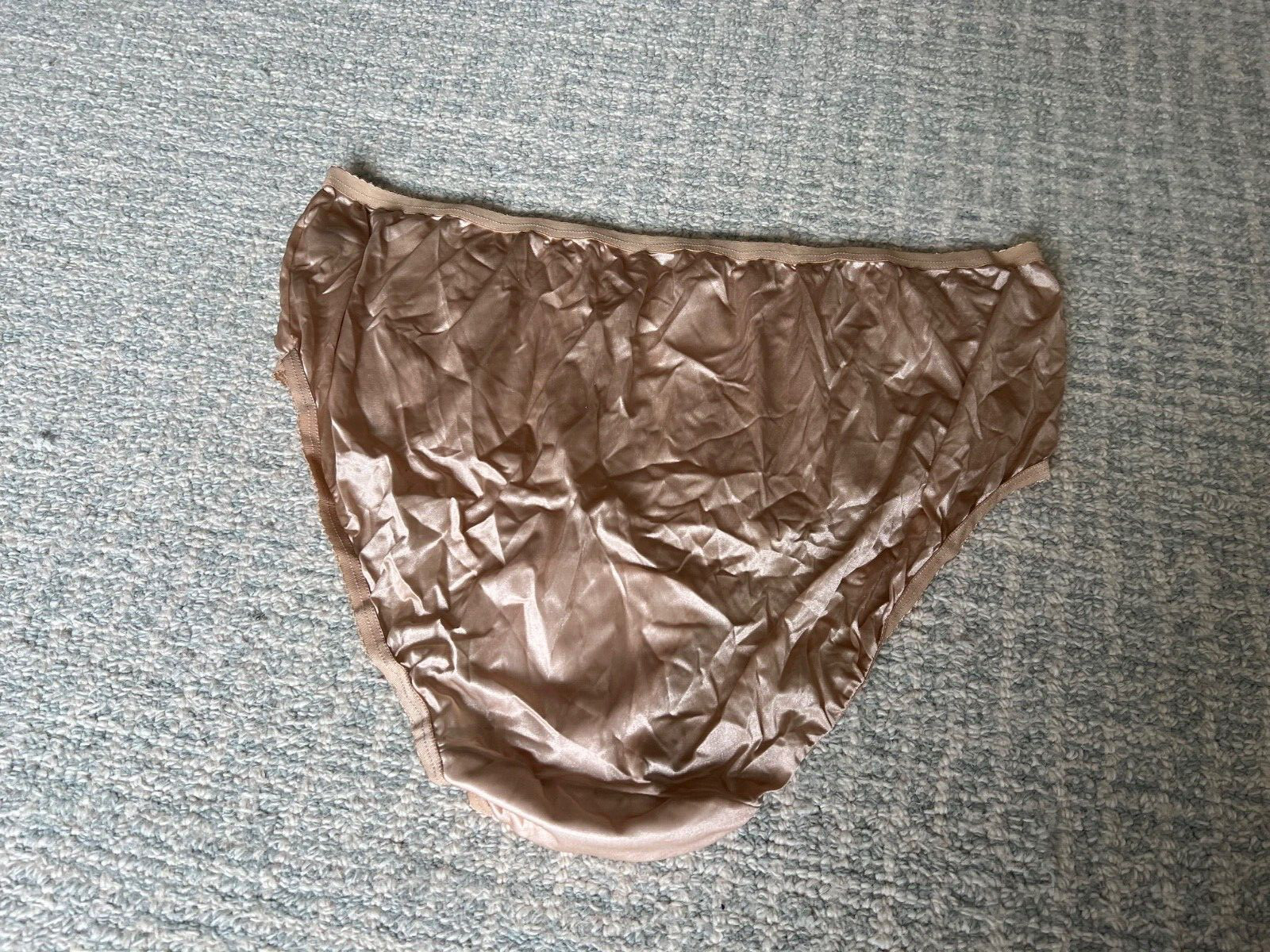 Shadowline Granny Mashroom Bikini Panty Shiny Nylon Wide Gusset 10 Nude 11042