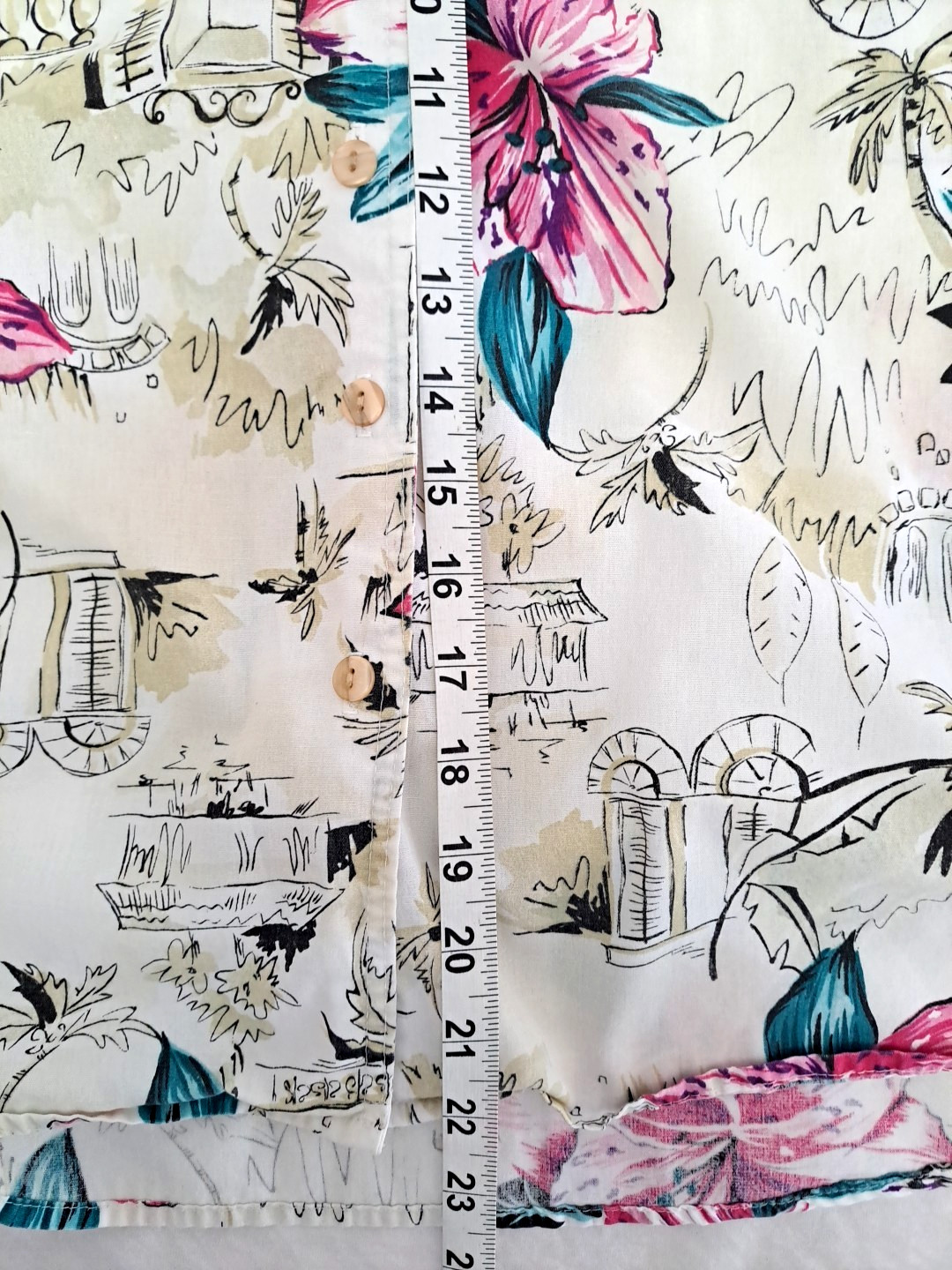 Vintage Caliche Women’s M Short Sleeve Blouse Floral & Architectual Print 1980’s