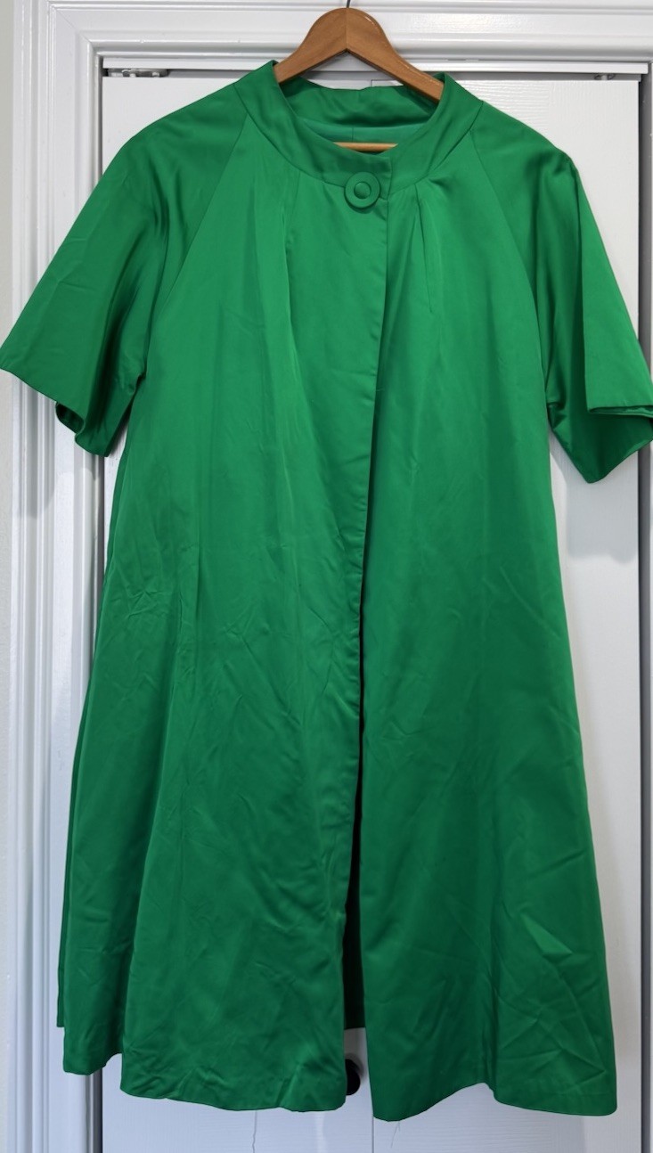 VTg Lilli Diamond Swing Coat Green Fully Lined 3/4 Sleeve Top Button