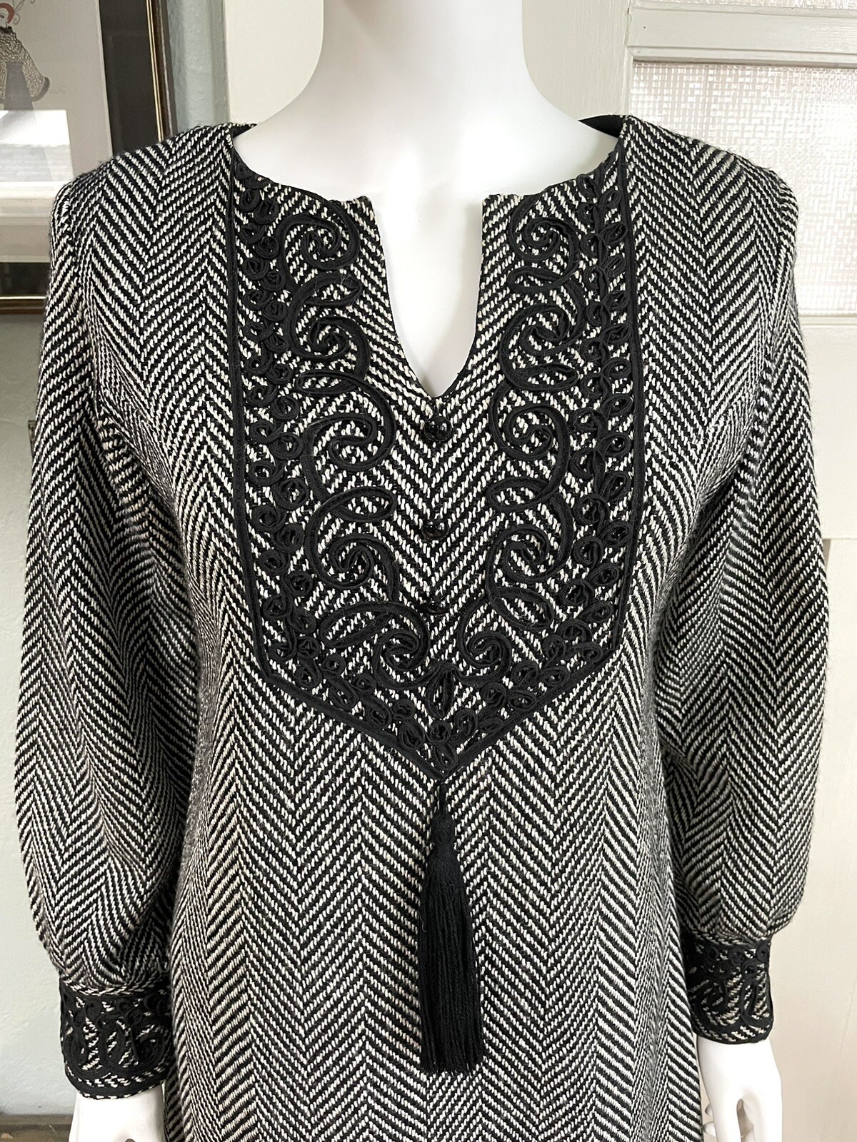 Vintage 60s Small/Med California Charmer black and white herringbone shift Dress