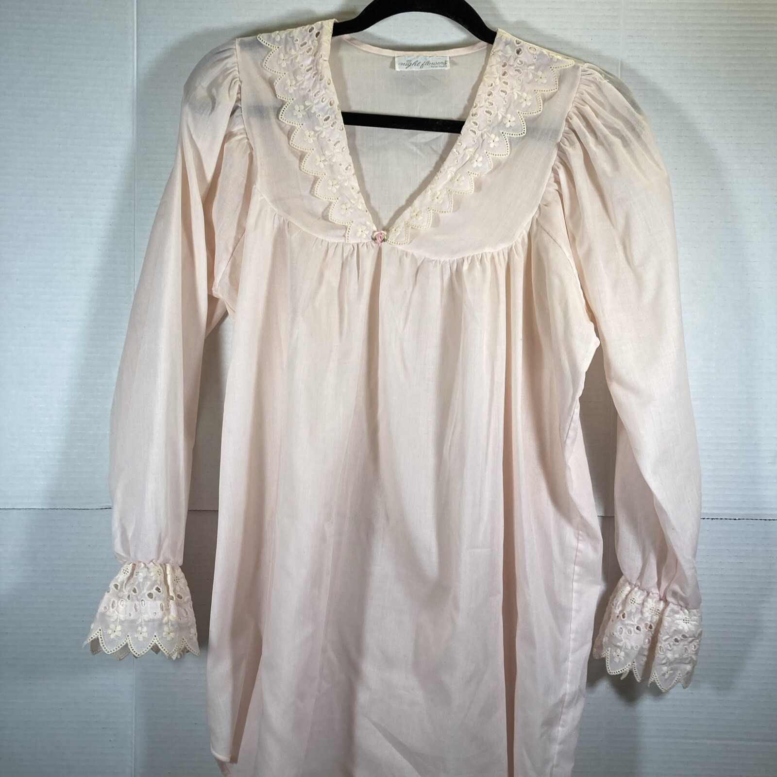 Vintage Night Flowers NY Womens Nightgown Pink Sz S Long Sleeve Eyelet Trim