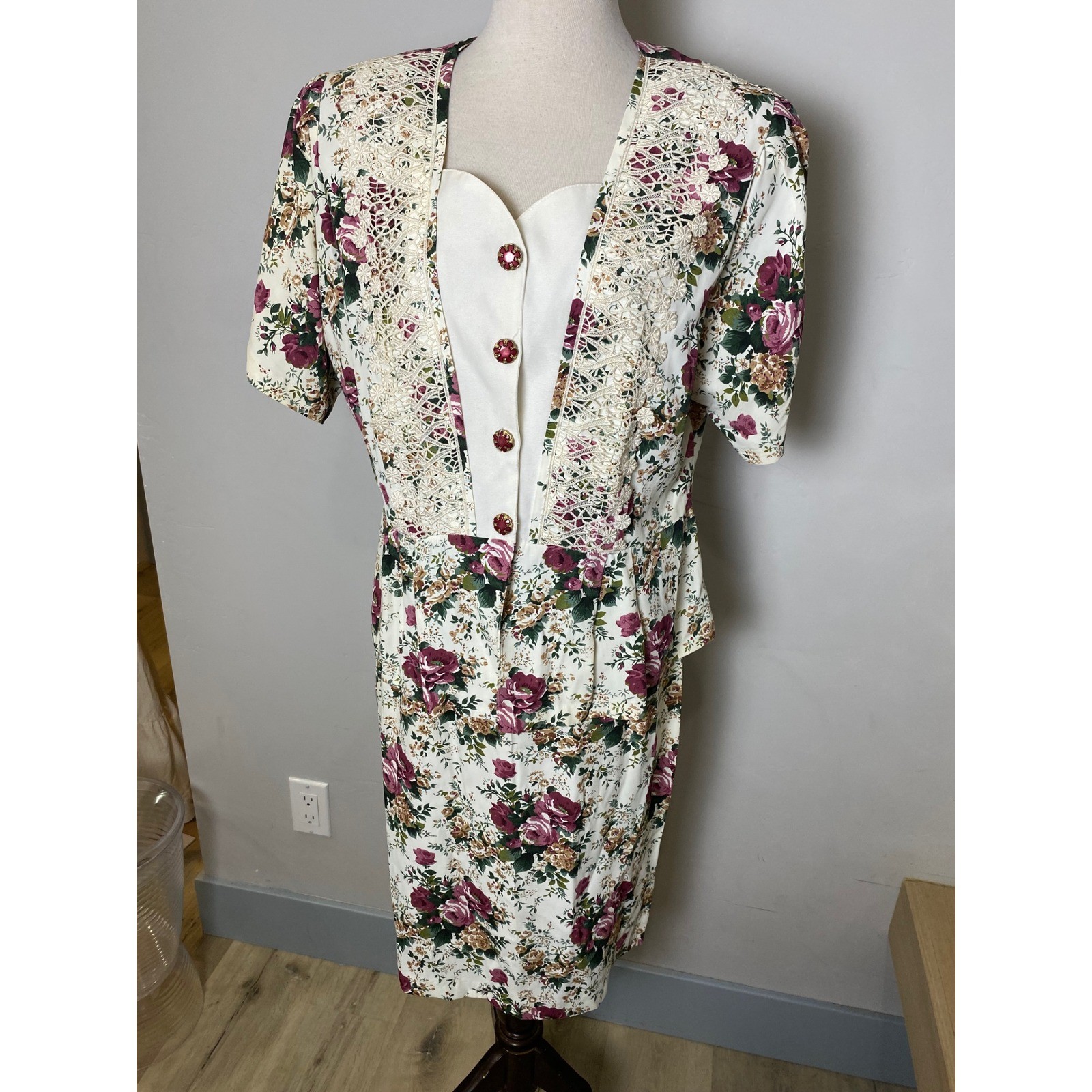 Vintage Asriel USA Floral 2 Piece Skirt Set Lace Trim Crochet Buttons 80s 90s L