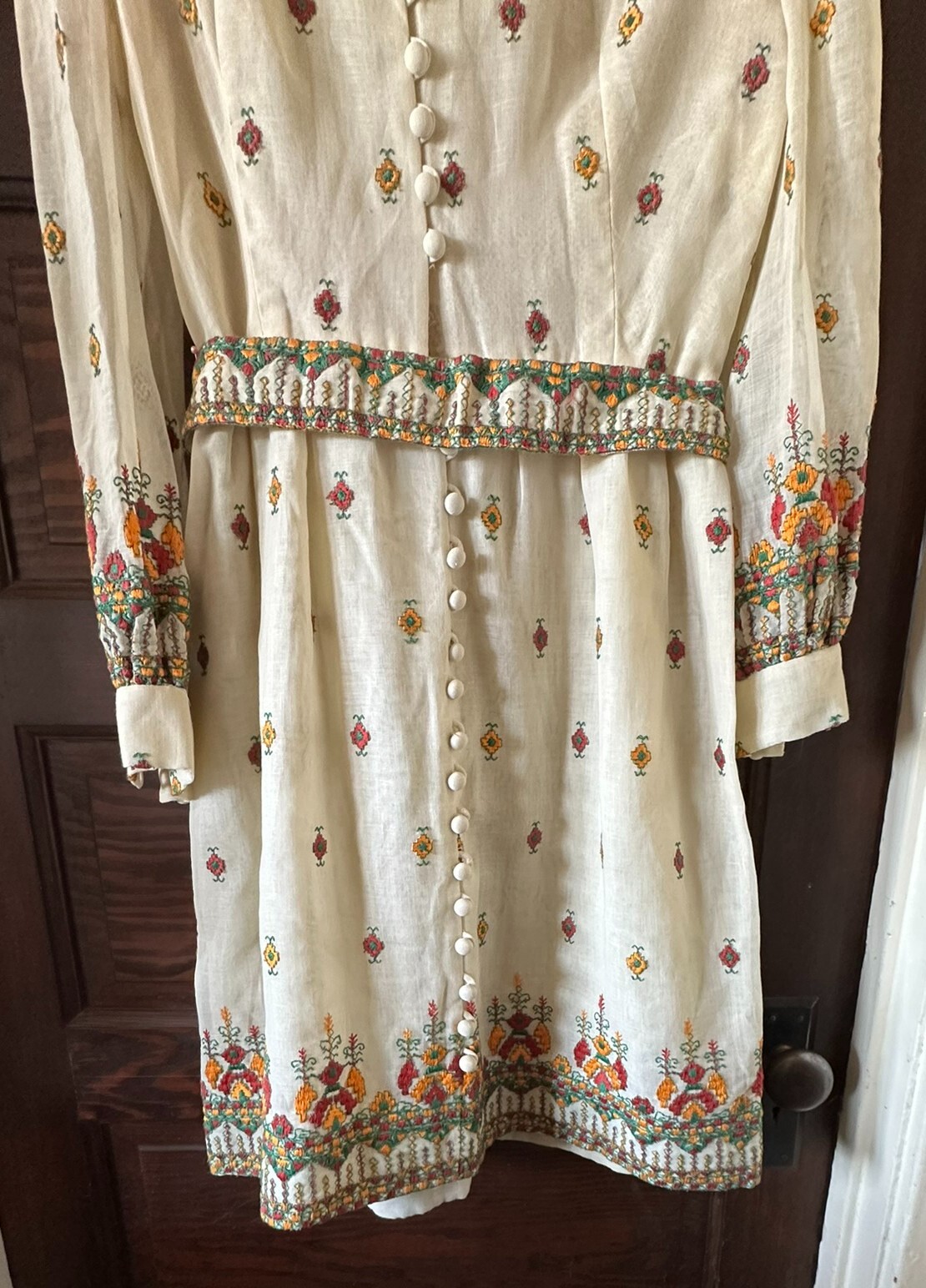 Vtg 70’s Embroidered Ivory Dress Belt LS Approx Medium Collar Red Green Yellow
