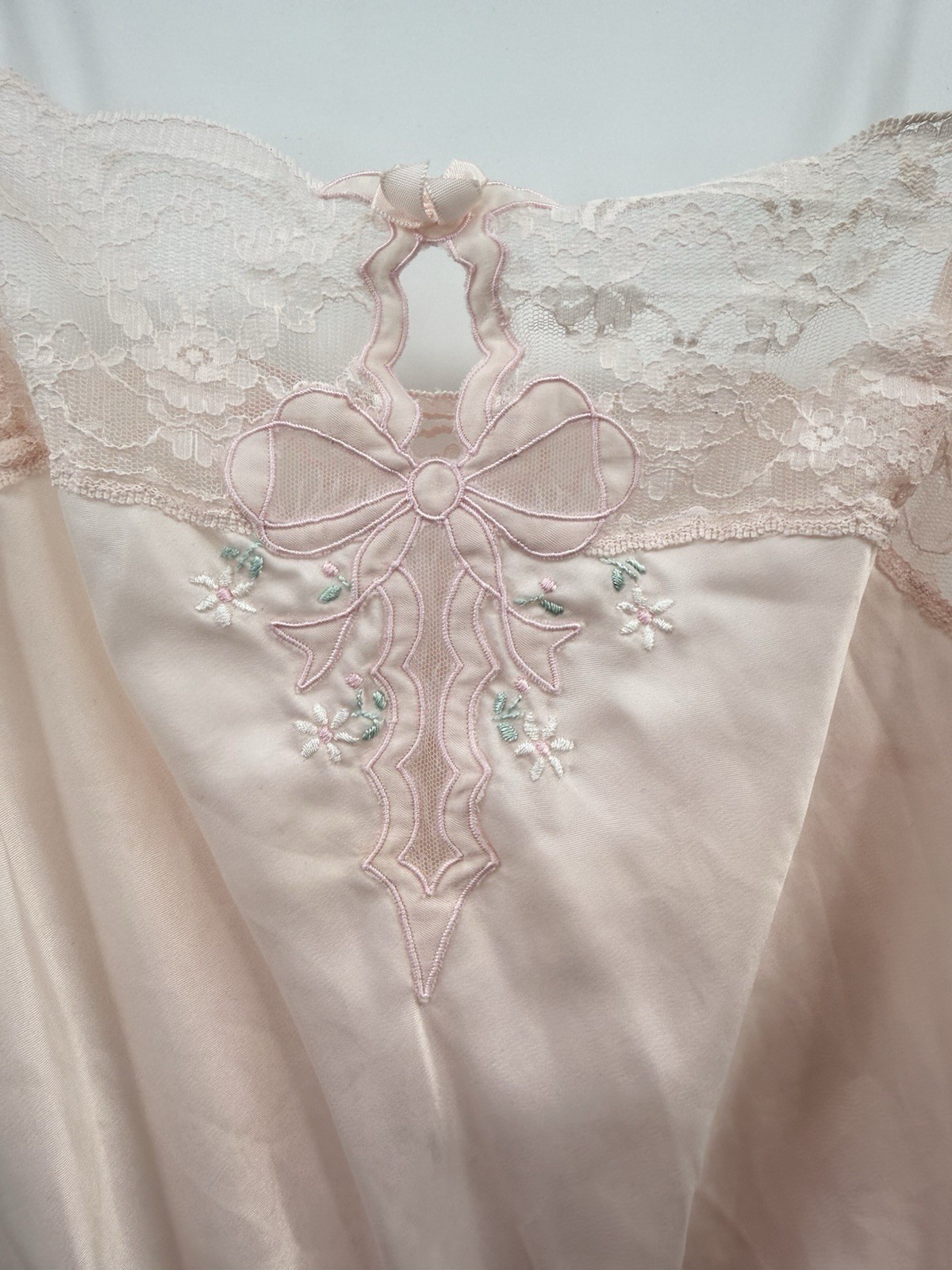 Vintage 80’s Barbizon Teddy Pink Satin Embroidered Bow Hi Cut Bodysuit Sz Small