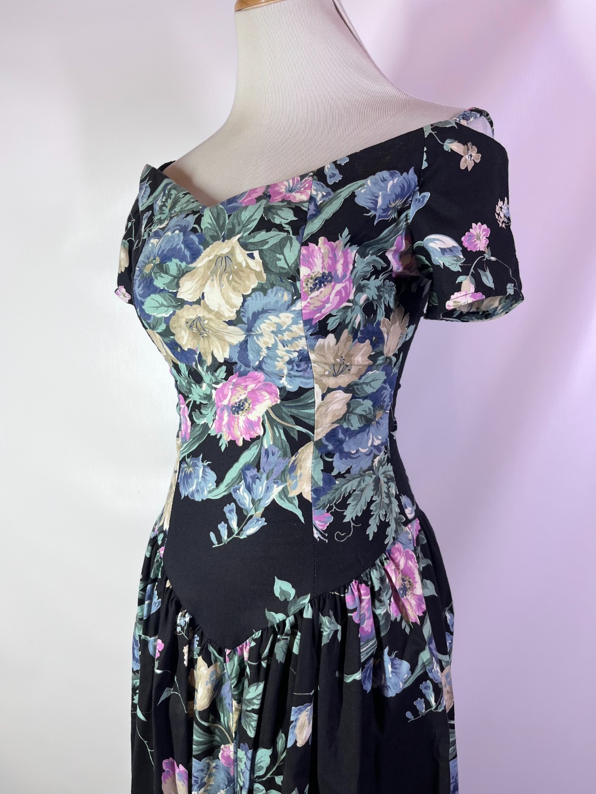 Vintage 1980s Byer Too! Size 5 Black Floral Tea Dress Off-the-Shoulder V-Waist