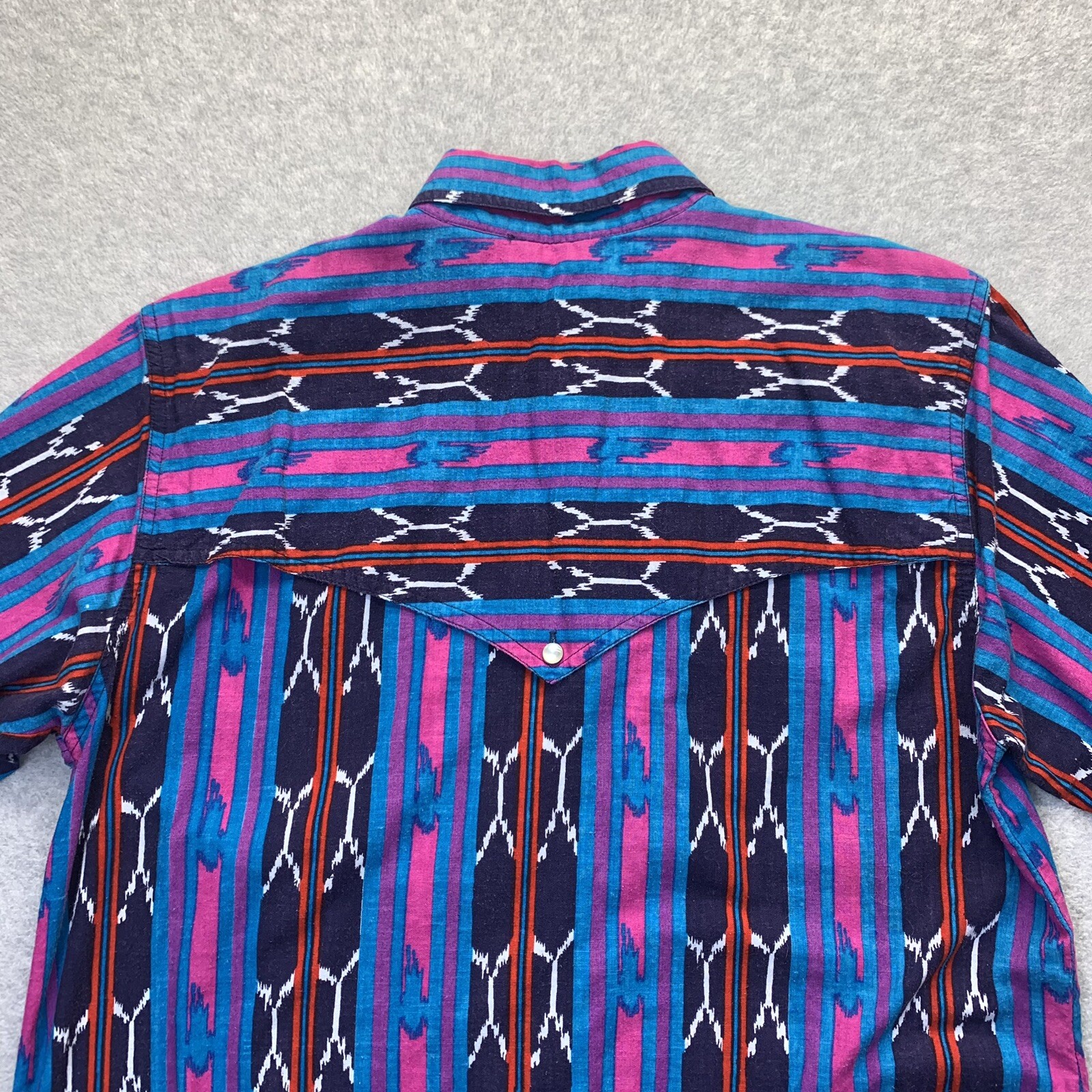 VTG Rodeo Western Wear Women’s Multicolor Cropped Long Sleeve Western Top Sz L
