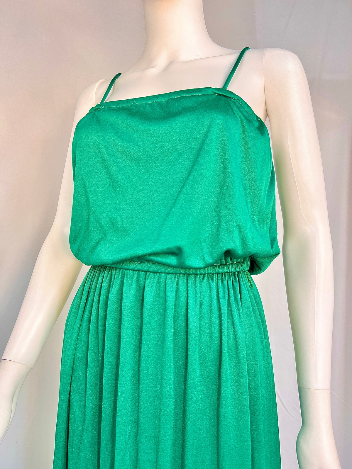 1970s Kelly Green Disco Dress and Wrap Set, M