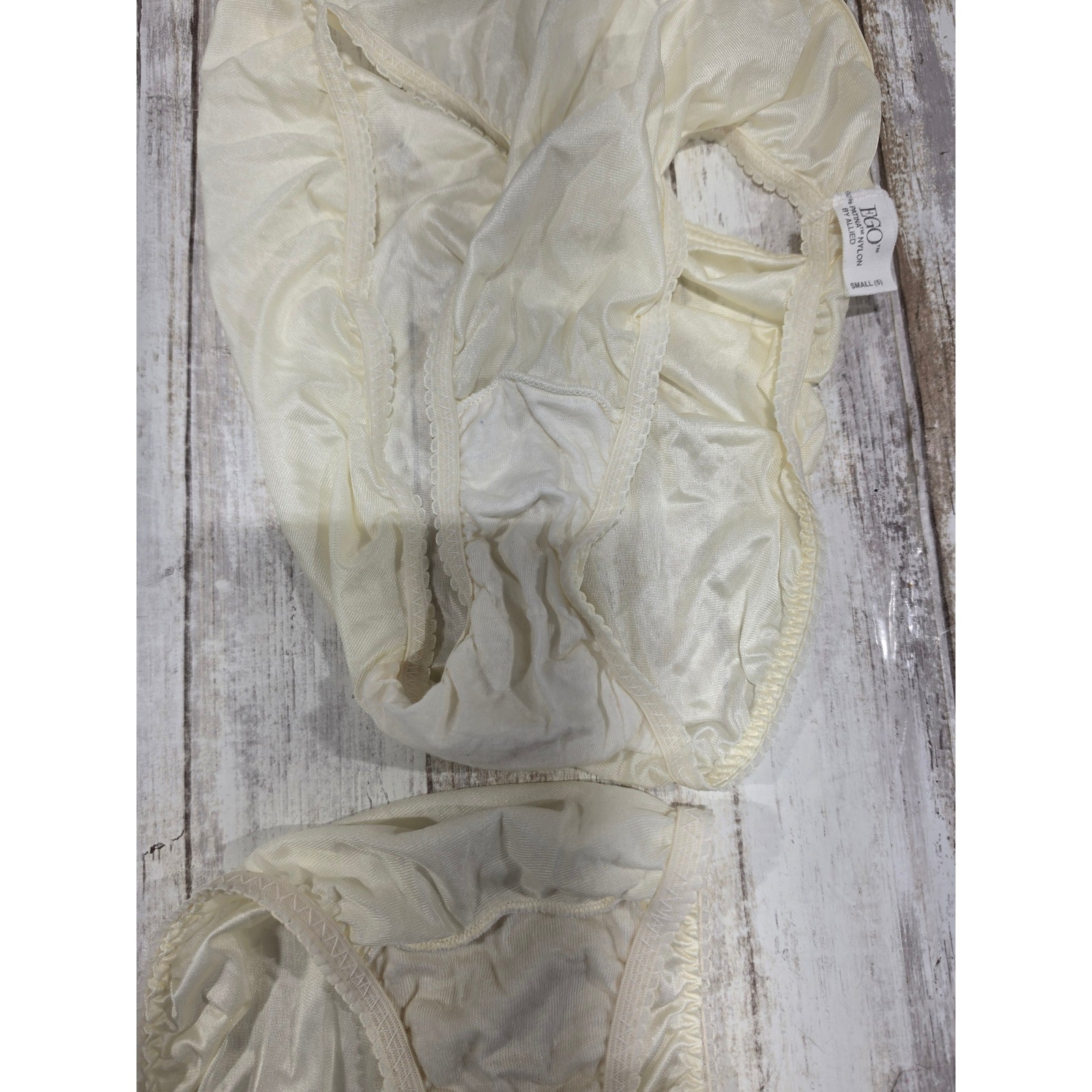 Vintage Ego Ivory Patina Nylon High Cut Bikini Panties Set of 2 USA Small 5