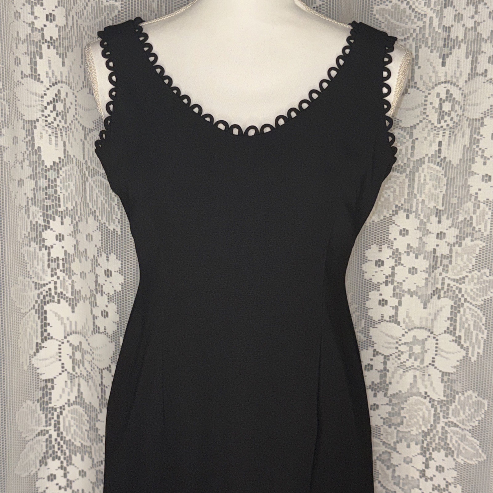 Vintage Danny & Nicole New York Little Black Sleeveless Lined Darted Dress 4P