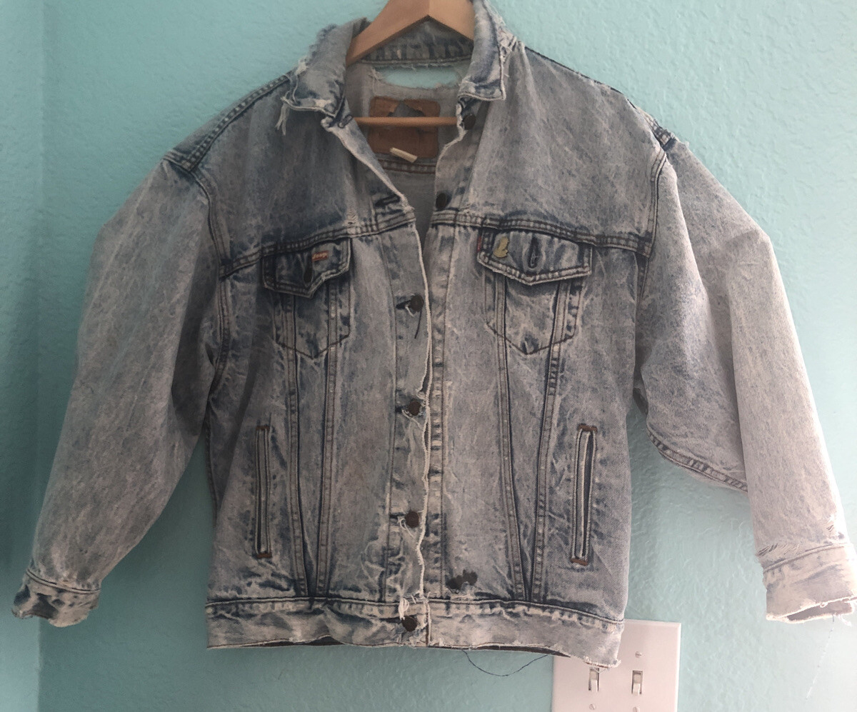 Vintage Levi’s Acid Wash ripped beat Jean Denim Trucker Jacket 80s USA pins Med