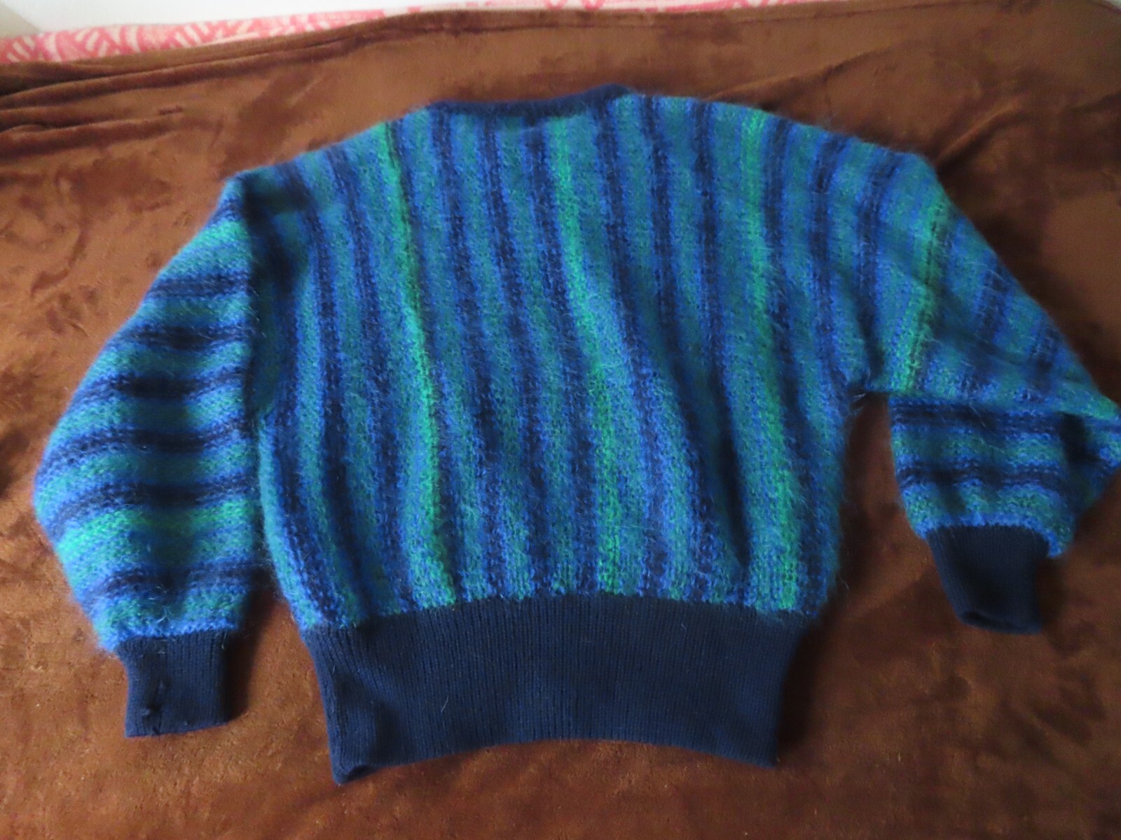 Vintage Women’s Blarney Woollen Mills pure new Wool Ireland Sweater no size