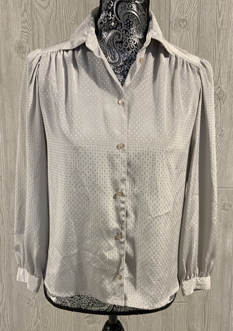 Vintage OUI Petites by tan jay Button Down Blouse – Silver SZ:4P # 1884N