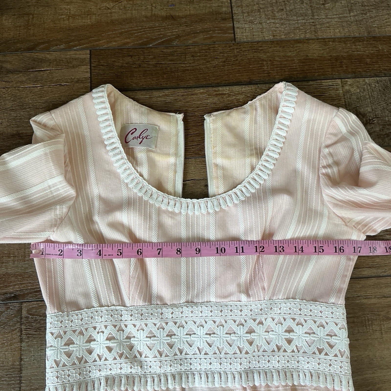 70s VINTAGE Carlye Pink Lace Trim Empire Waist Midi Dress Women’s Size XS #30D7