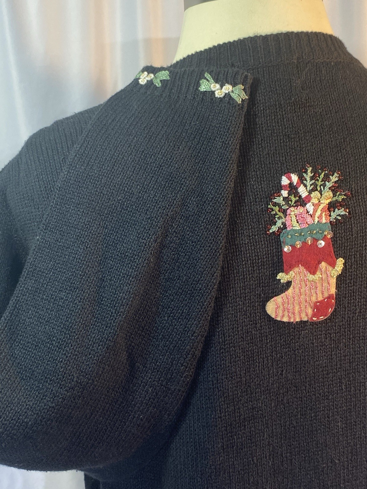 STITCHES IN TIME Christmas Stockings Cardigan Large Sweater Vintage L Black