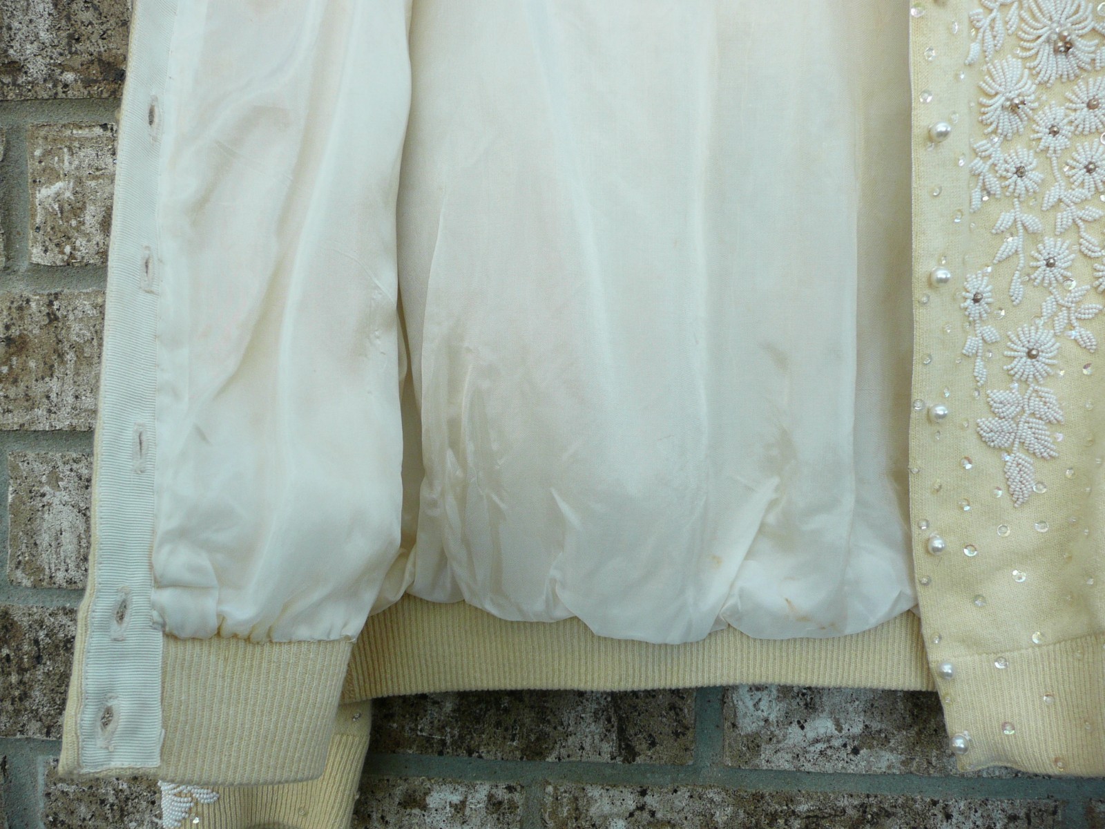 Vintage Golden Phoenix Distressed Ivory Hand Beaded Sweater Size 10 Lamb’s Wool