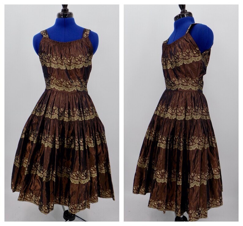 Vintage 1950s Bronze/Brown and Gold Floral Lace Cocktail Dress W26