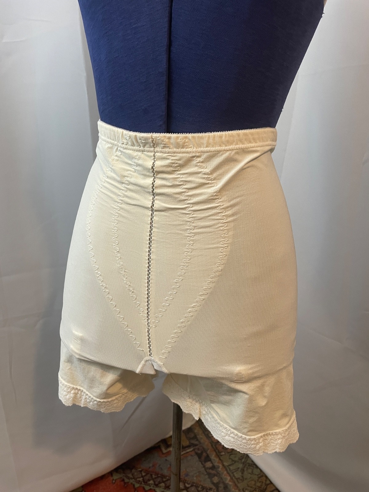 Long Leg Girdle Pinup Shapewear Platex Vintage 1960s Ivory White L