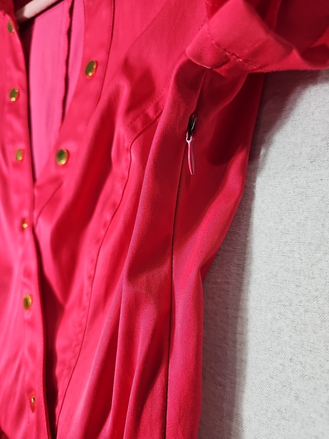 Vtg 90s/Y2K CACHE Dress 8 Pink Belted V Neck Short Sleeve Faux Wrap Gold Button