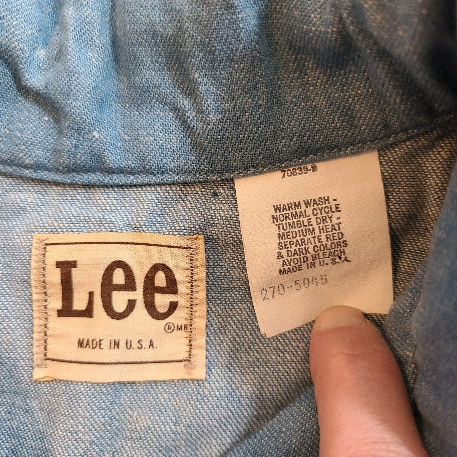 Vintage Lee Women’s Snap Button Up Blue Denim Shirt Longsleeve Sz S Made In USA