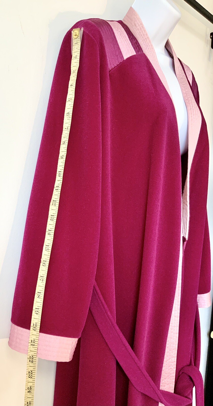 VANITY FAIR LONG FLEECE ROBE HOUSE COAT SZ 12 Fuscia Plum Side Pockets Tie Belt