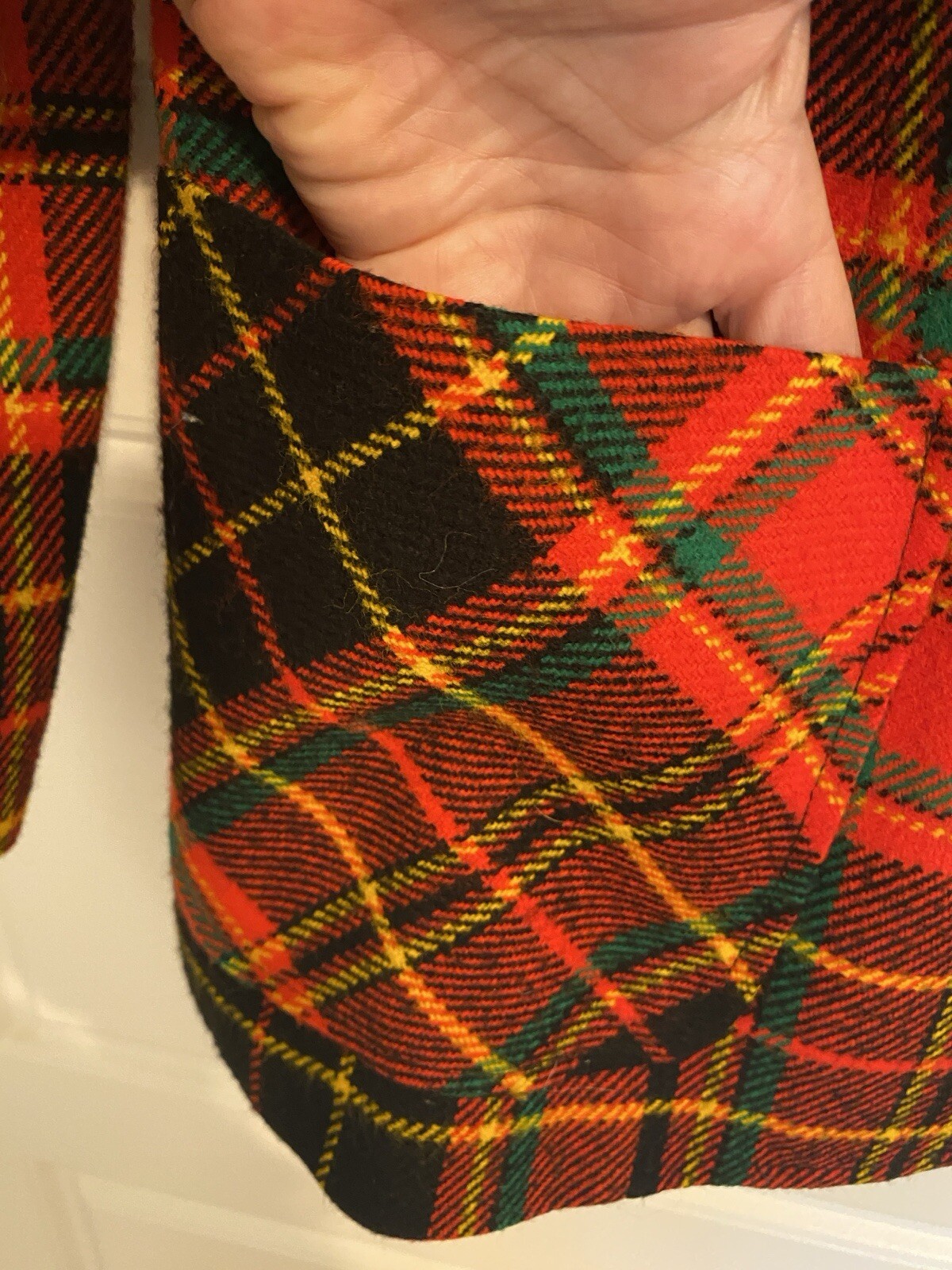 Peerless of Boston VTG Jacket 1970s Plaid 13 14 Retro Red Green Yellow Black