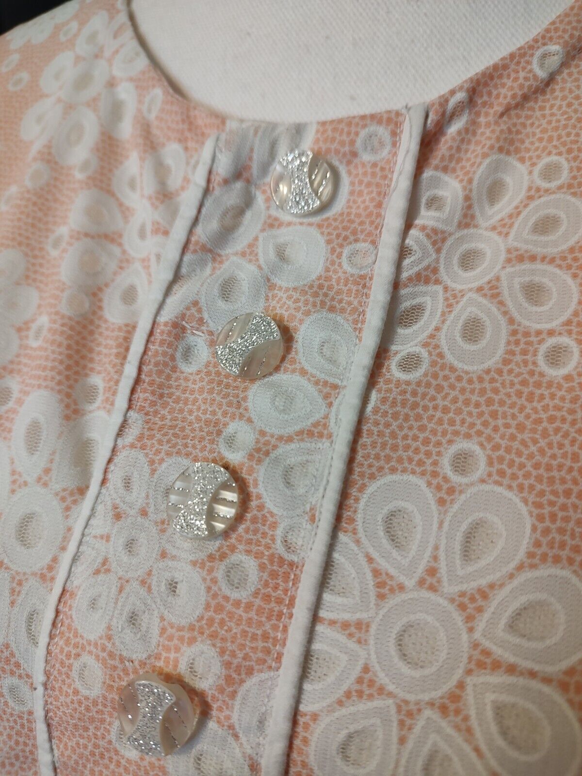 70’s Vintage Dress Hippie Boho Pink & White Shift Flower Burnout Print M
