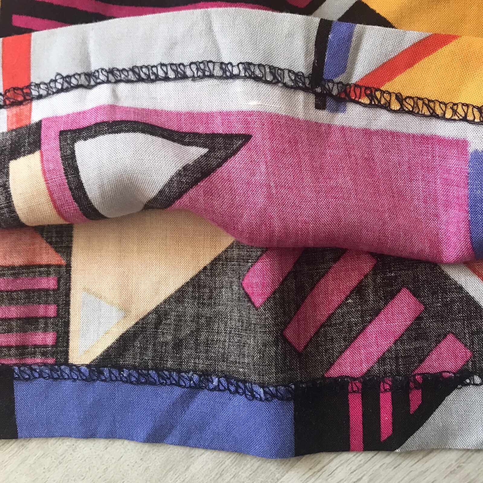 VTG Small Geometric Mod Abstract Art To Wear 80’s Colorful Picasso Artsy Vibrant