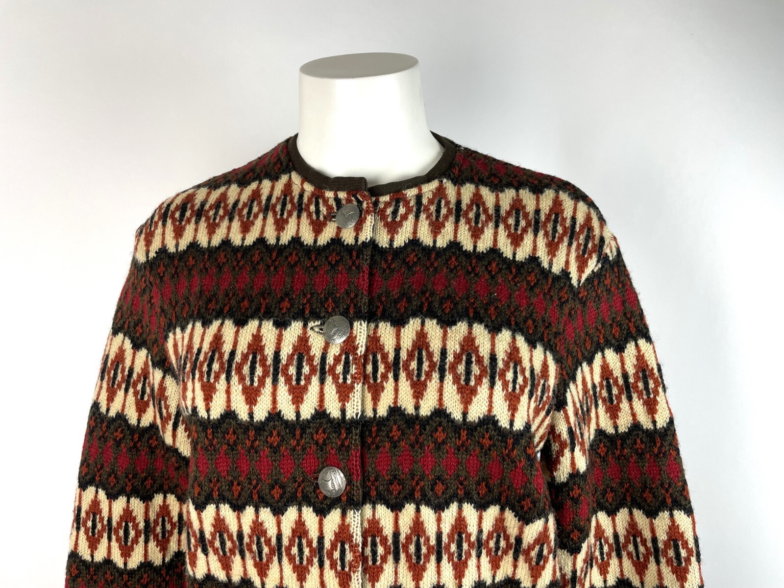 50s 60s Vintage ICELANDIC SWEDEN Wool Knit Cardigan Pewter Buttons 12 fits 34″ B