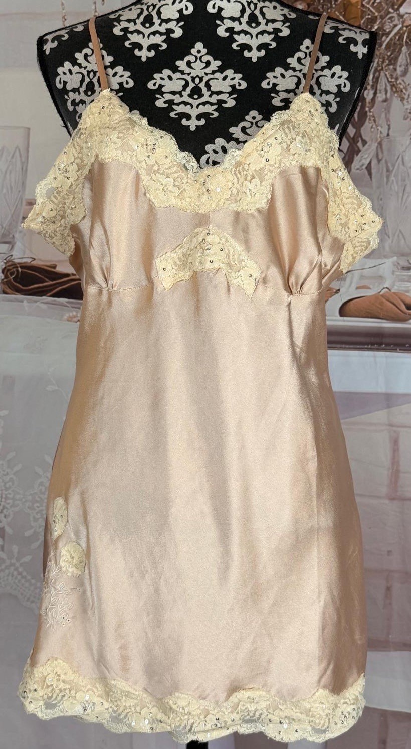 magazine Women’s Golden Beige Satin Floral Laced Embroidered Mini Slip Dress XL