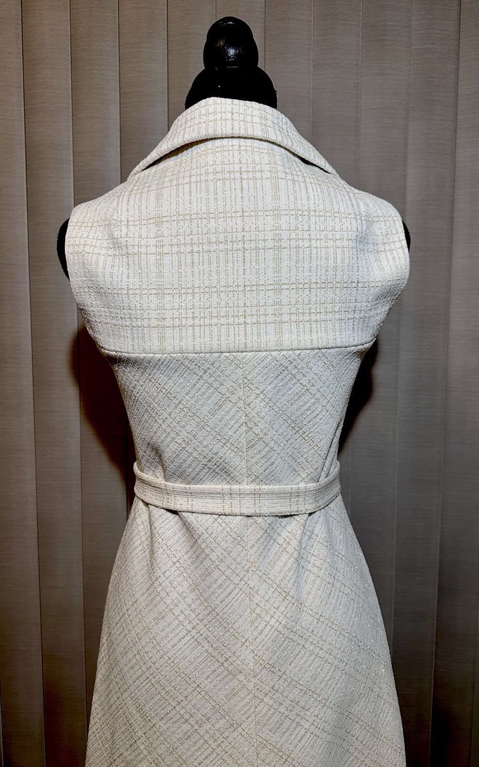 Nancy Greer Vintage White Long Maxi Dress Gold Sparkling Stripes Sleeveless Sz S