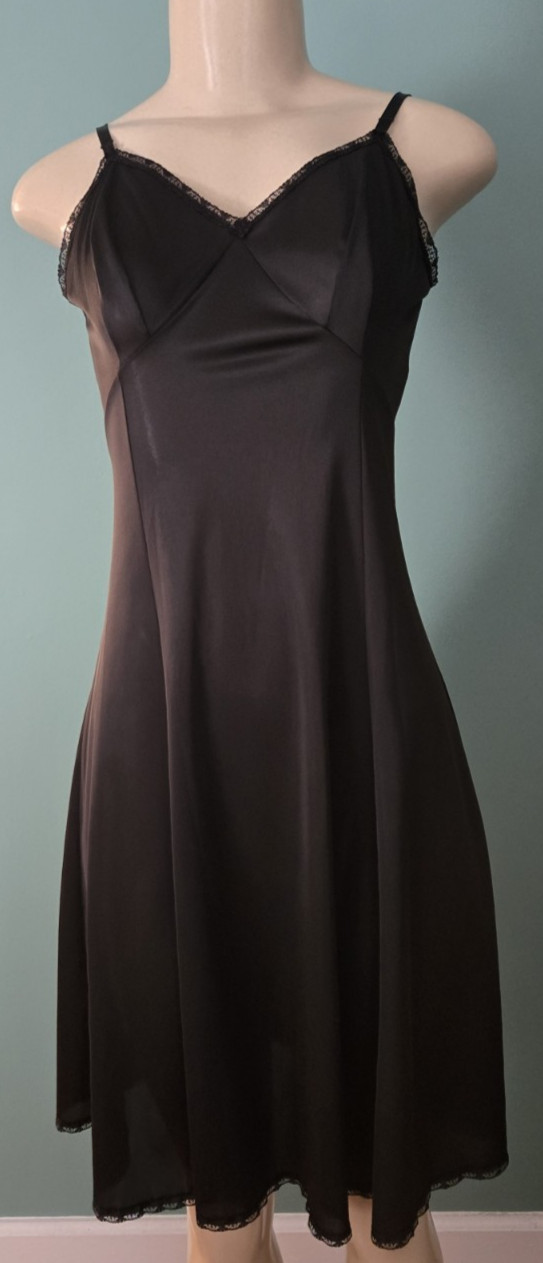 Vintage Vanity Fair Black Nylon w/ Lace Full Slip Size 32L