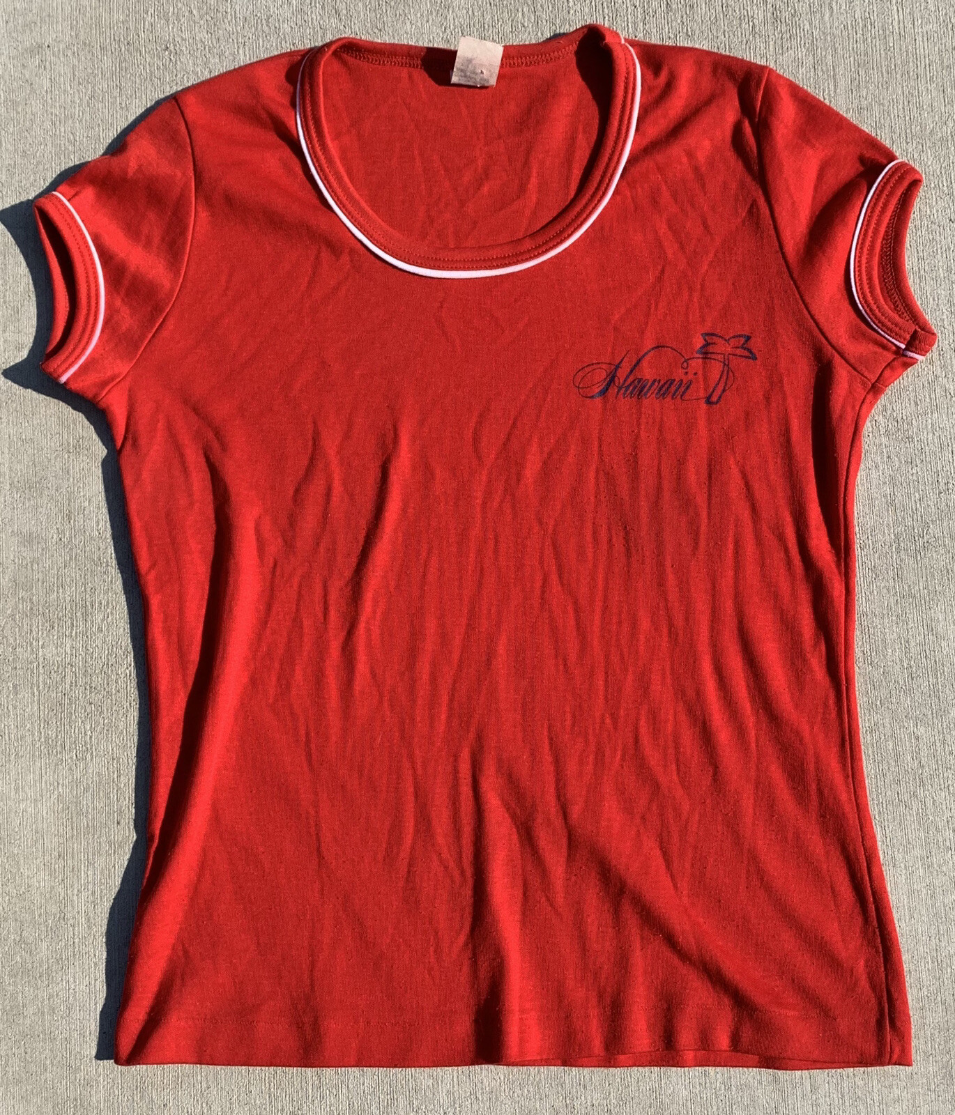 Vintage Hawaii Tee Ladies Womens T Shirt Graphic Tee 70s 80s 1970s 1980s